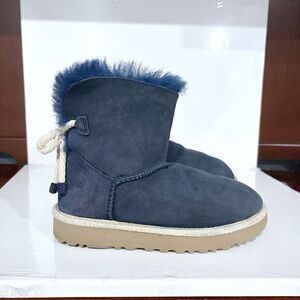 UGG Women’s Short Boots US 6 Navy Suede Rope Back Cozy Loungewear Chic